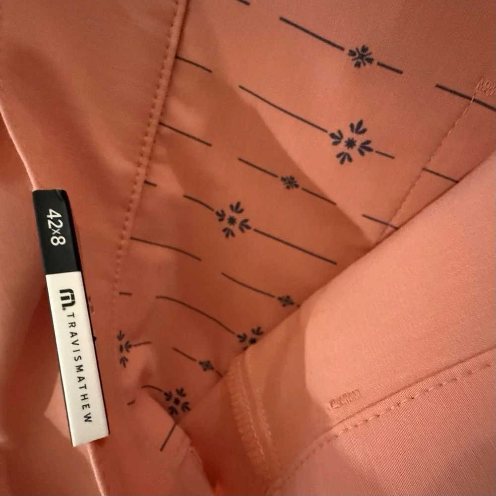 Travis Mathew Tech Chino Shorts Mens 42 Pink Terra Cota Performance Golf New
